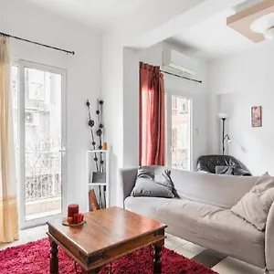 Apartament 2bd- Perfect Location With Square View, Salonic